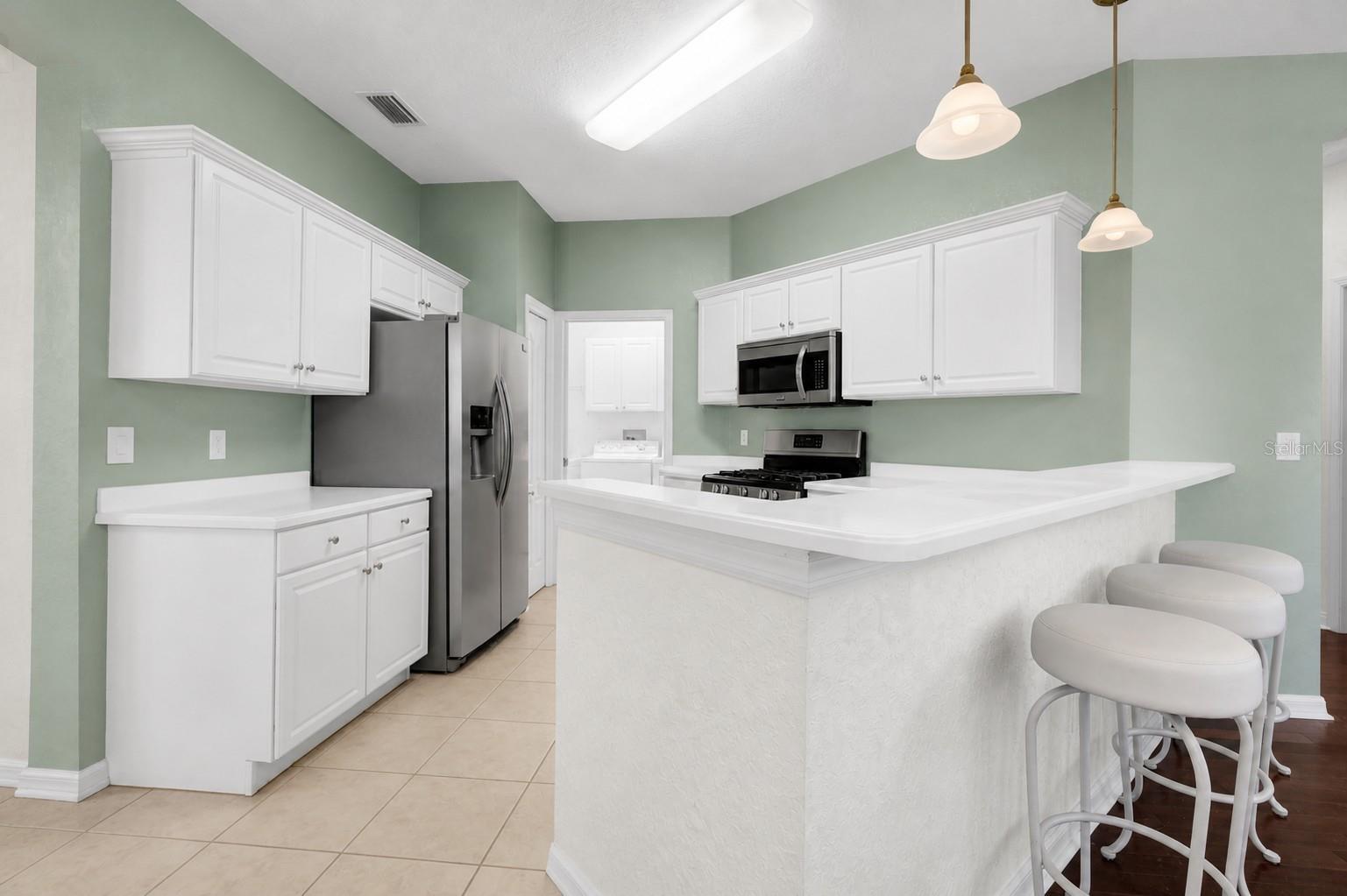 1252 LYNDHURST GREENS DRIVE