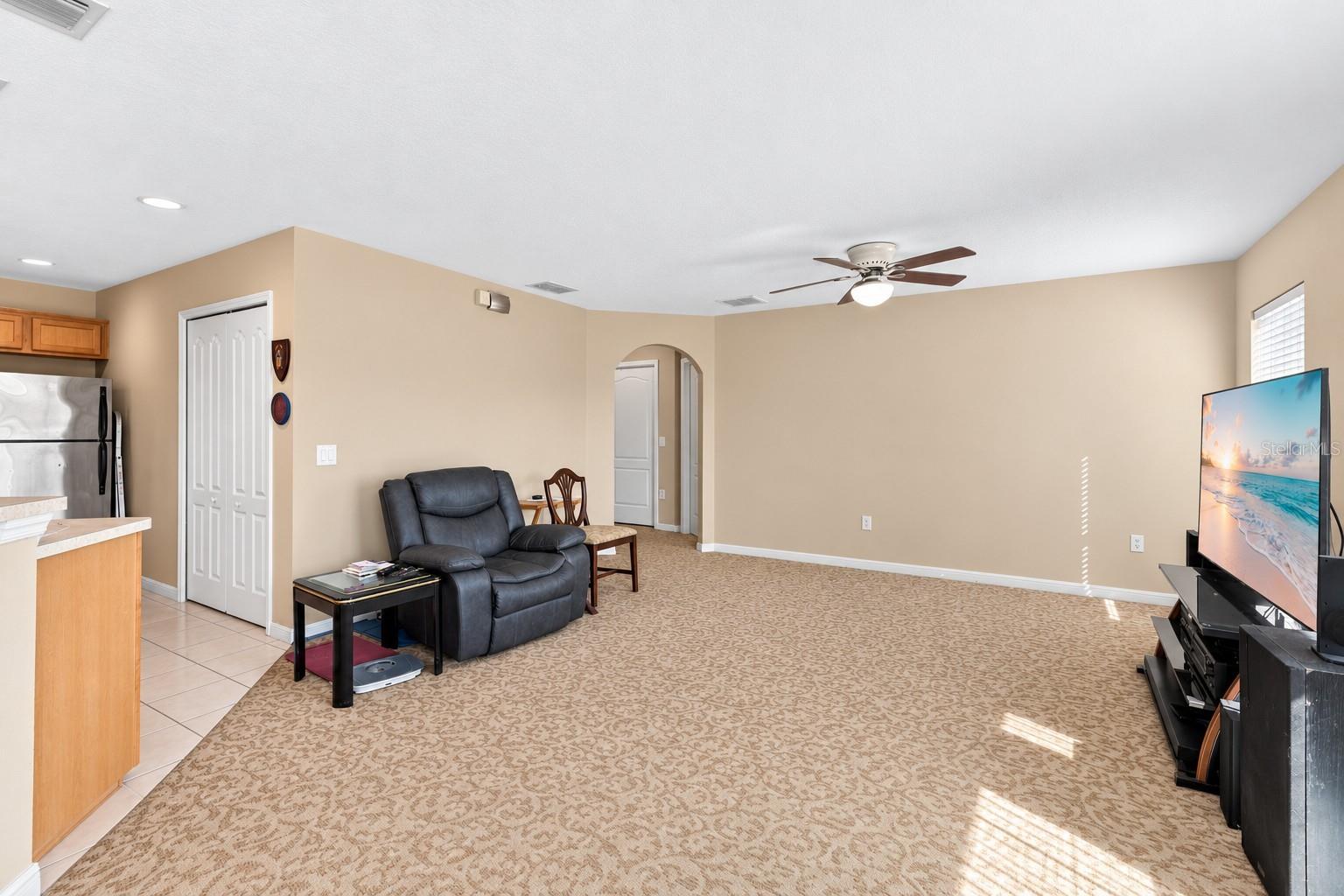 3901 PEMBERLY PINES CIRCLE