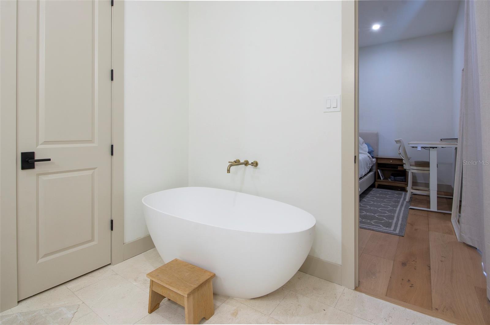 FERN LAKE REV - Residential