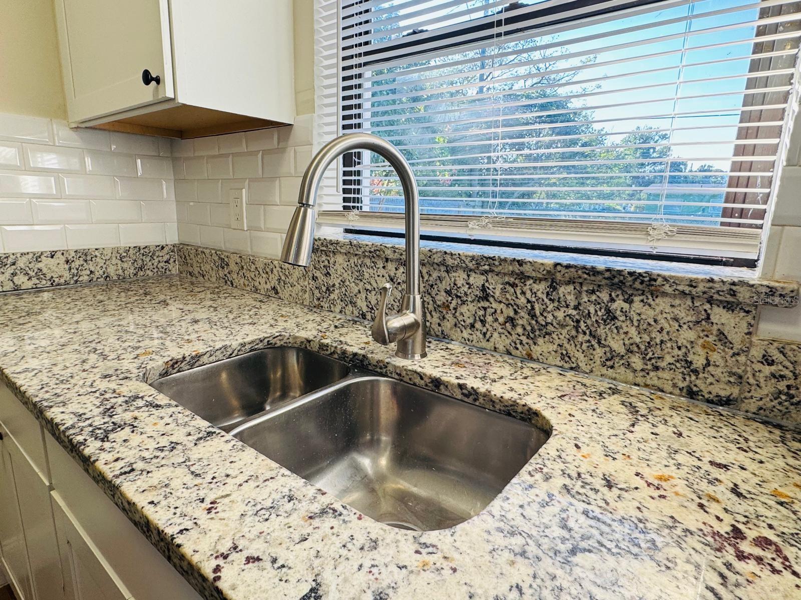 AZALEA PARK SEC 28 - Residential Lease