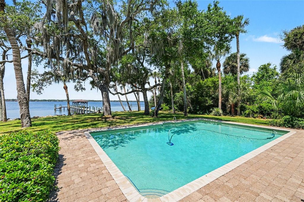 Photo of 4137 Crooked Mile Road, Merritt Island, FL 32952 (MLS # O6402791)