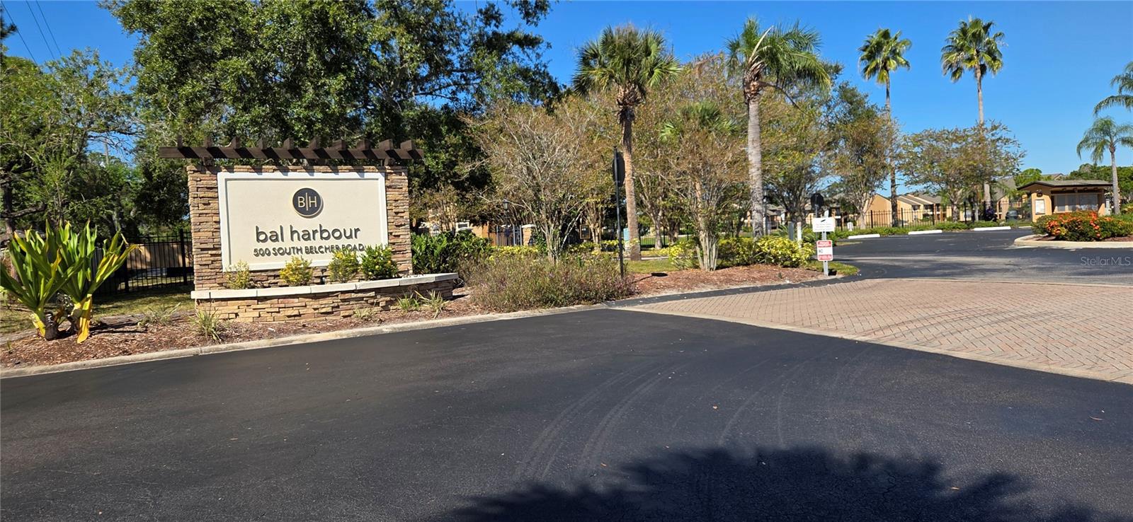 500 BELCHER ROAD S 225