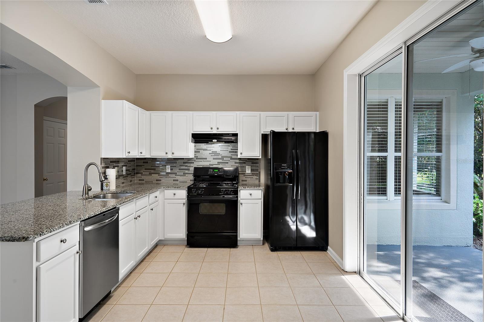 417 VICTORIA HILLS DRIVE