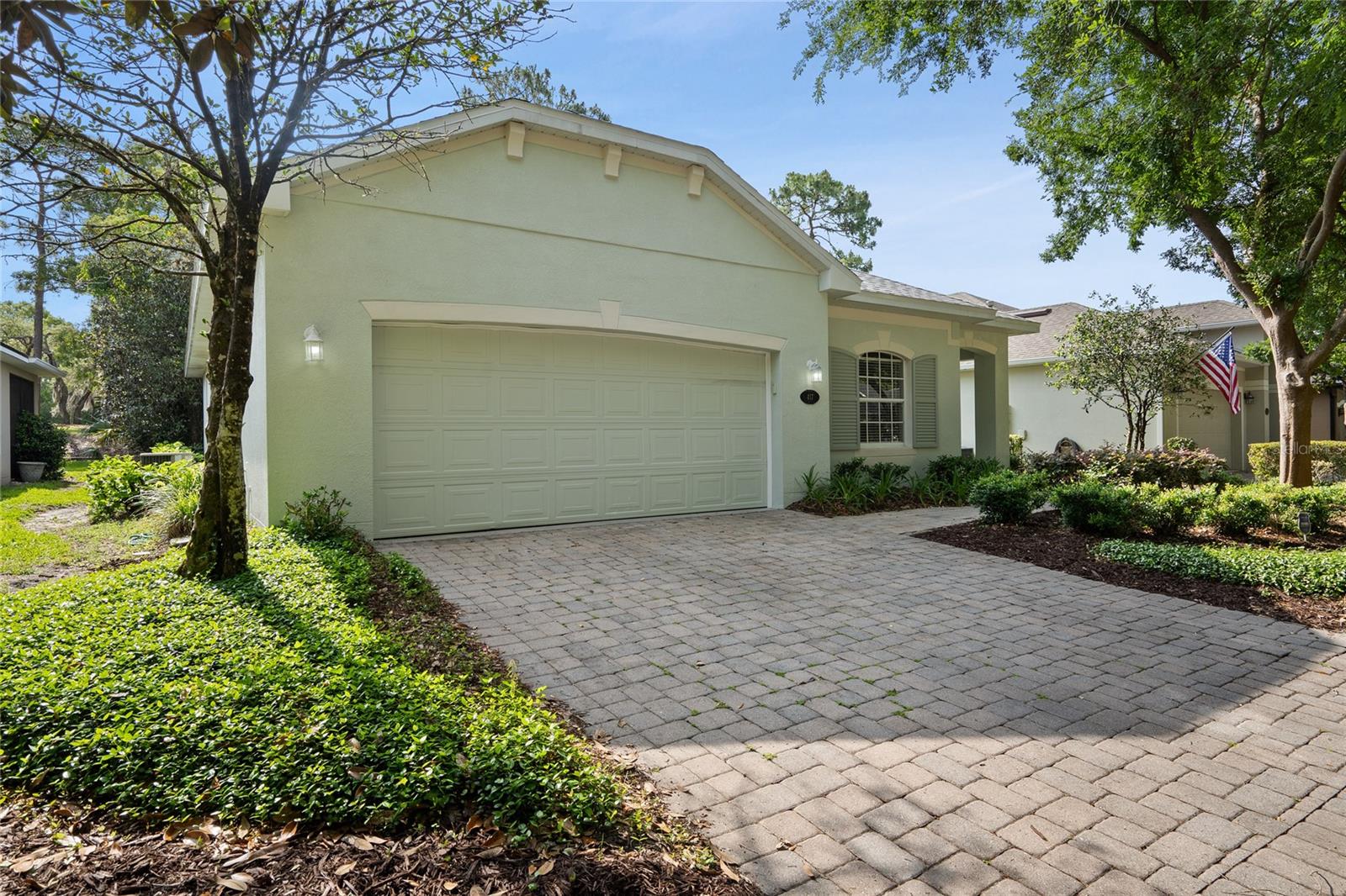 417 VICTORIA HILLS DRIVE