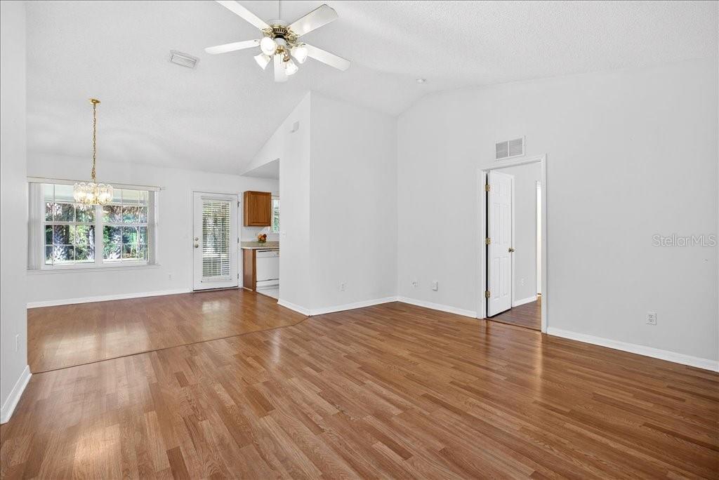 PLAM COAST WYNNFIELD SEC 23 MA - Residential