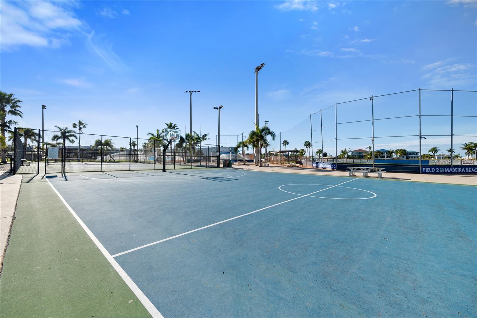 MADEIRA BEACH YACHT CLUB CONDO - Residential Lease