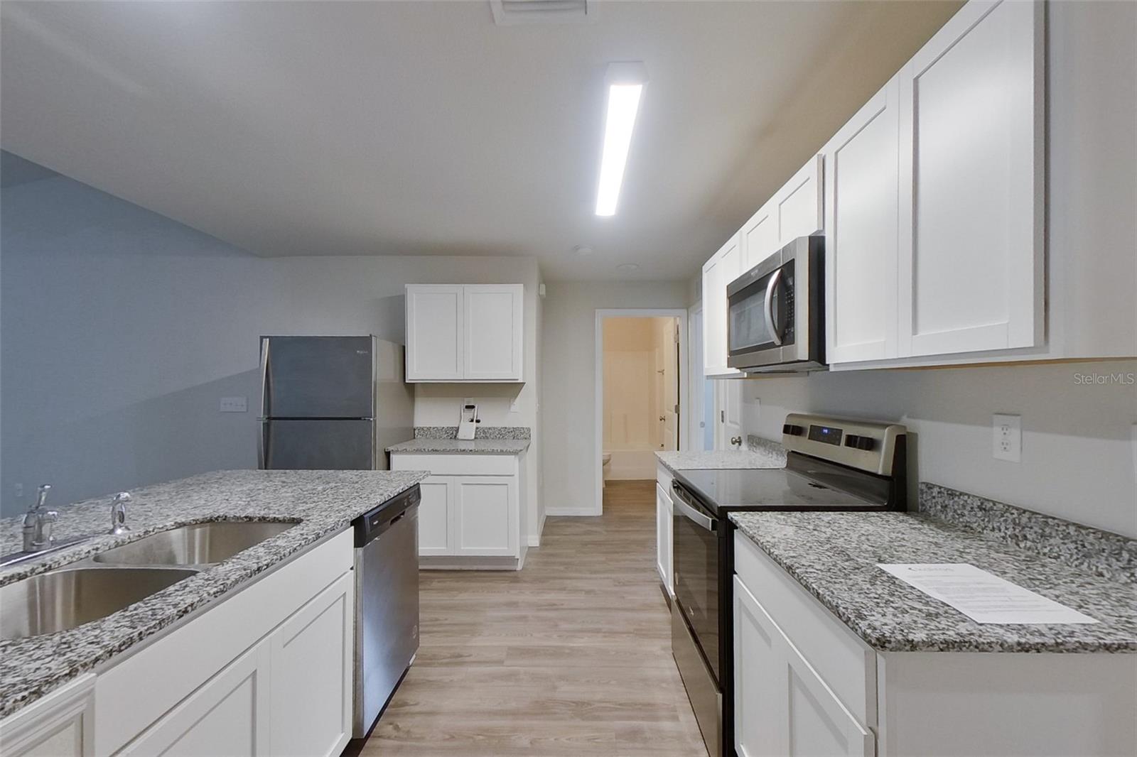 VISTANNA VILLAS - Residential Lease