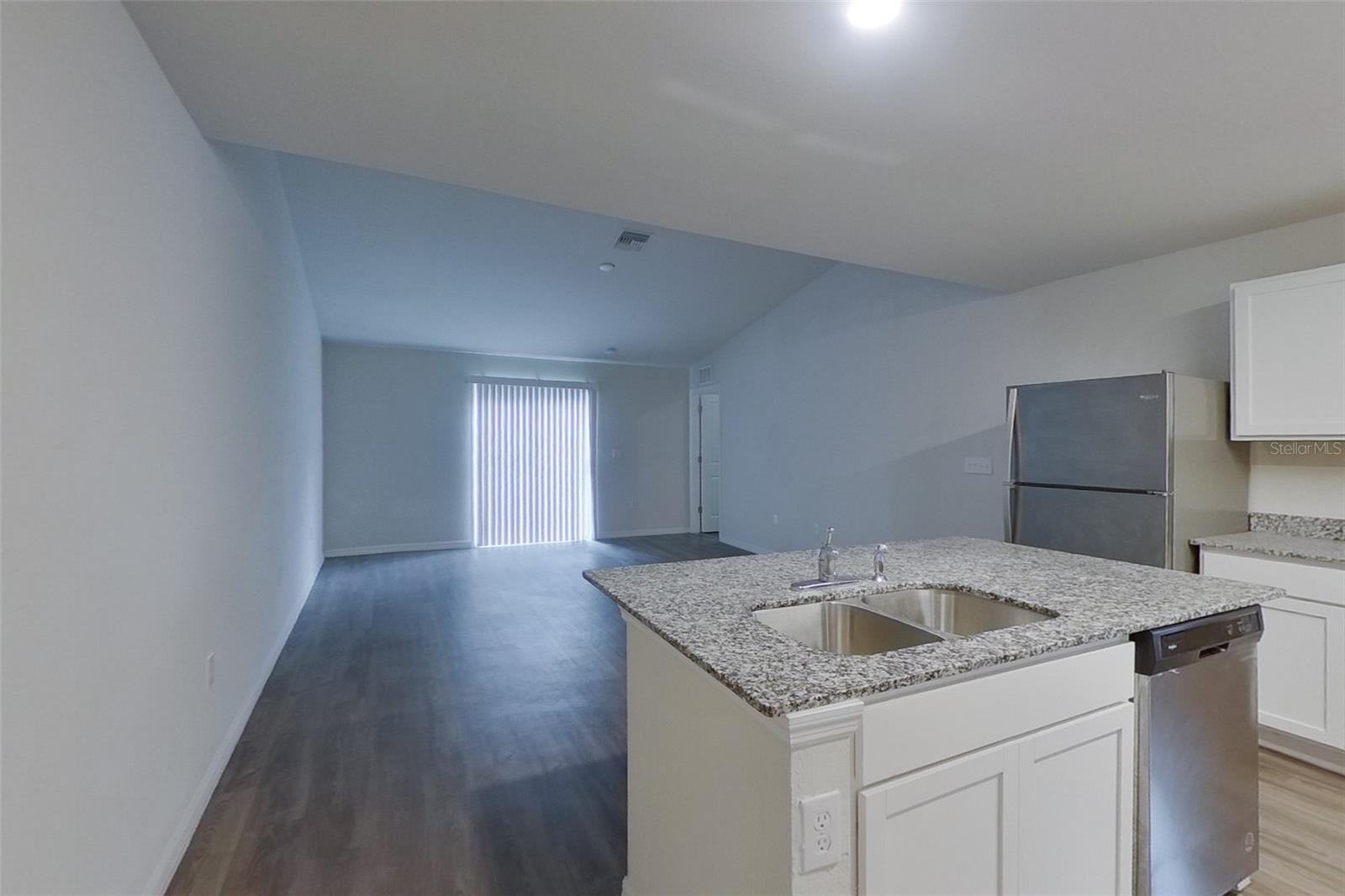 VISTANNA VILLAS - Residential Lease