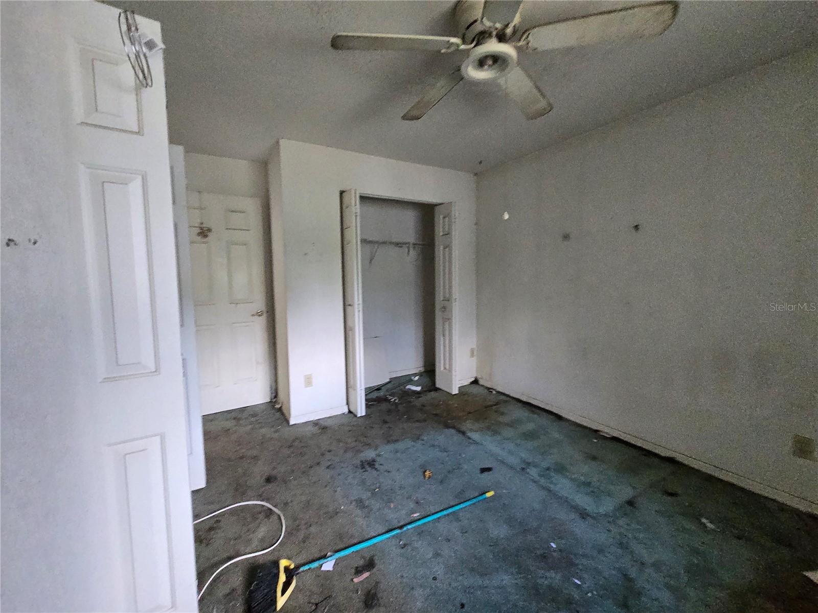 MARION OAKS UN 06 - Residential