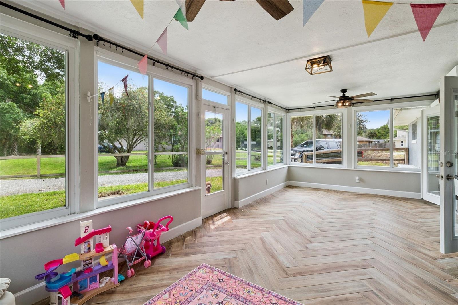 FRIDAY ACRES - Residential