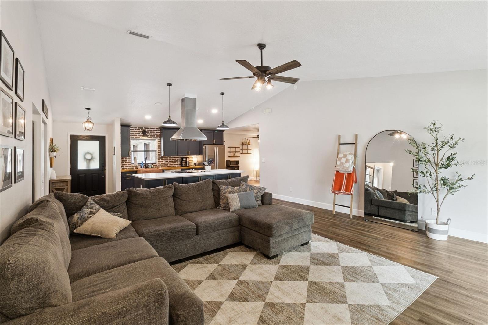 FRIDAY ACRES - Residential