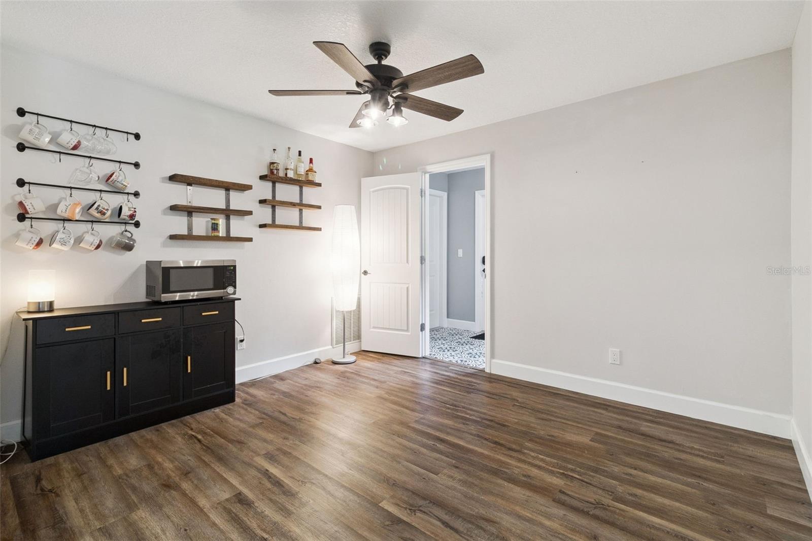 FRIDAY ACRES - Residential