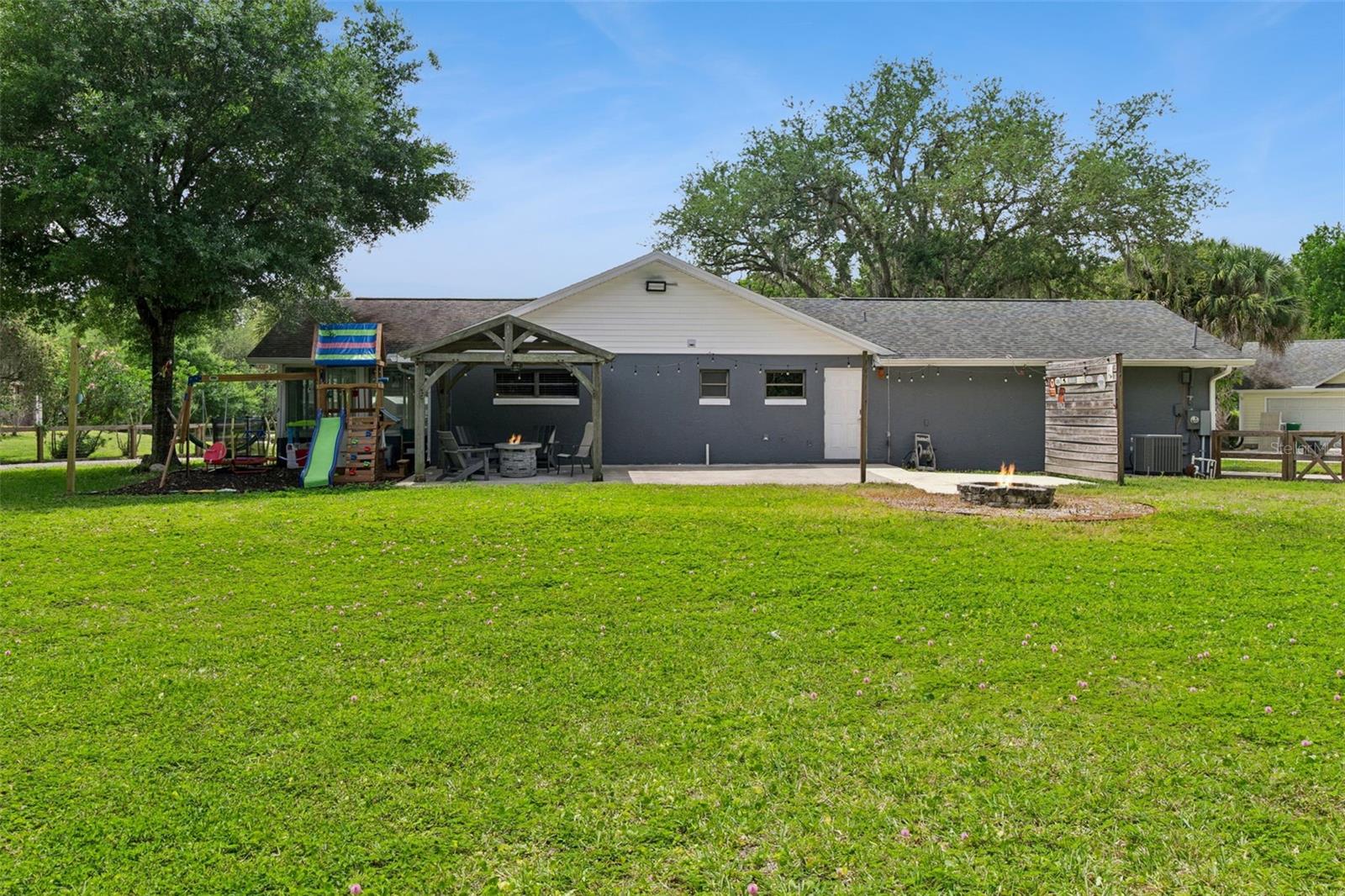 FRIDAY ACRES - Residential