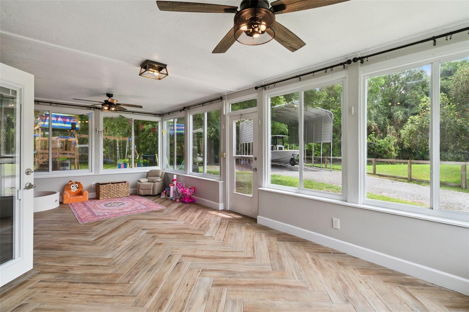 FRIDAY ACRES - Residential