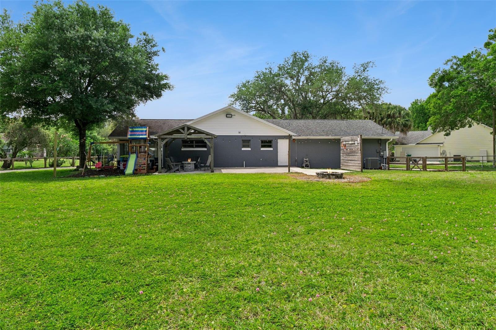 FRIDAY ACRES - Residential