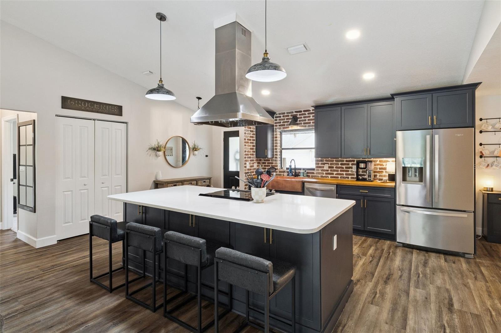 FRIDAY ACRES - Residential