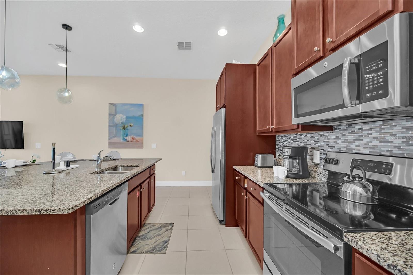 FESTIVAL PH 1 - Residential