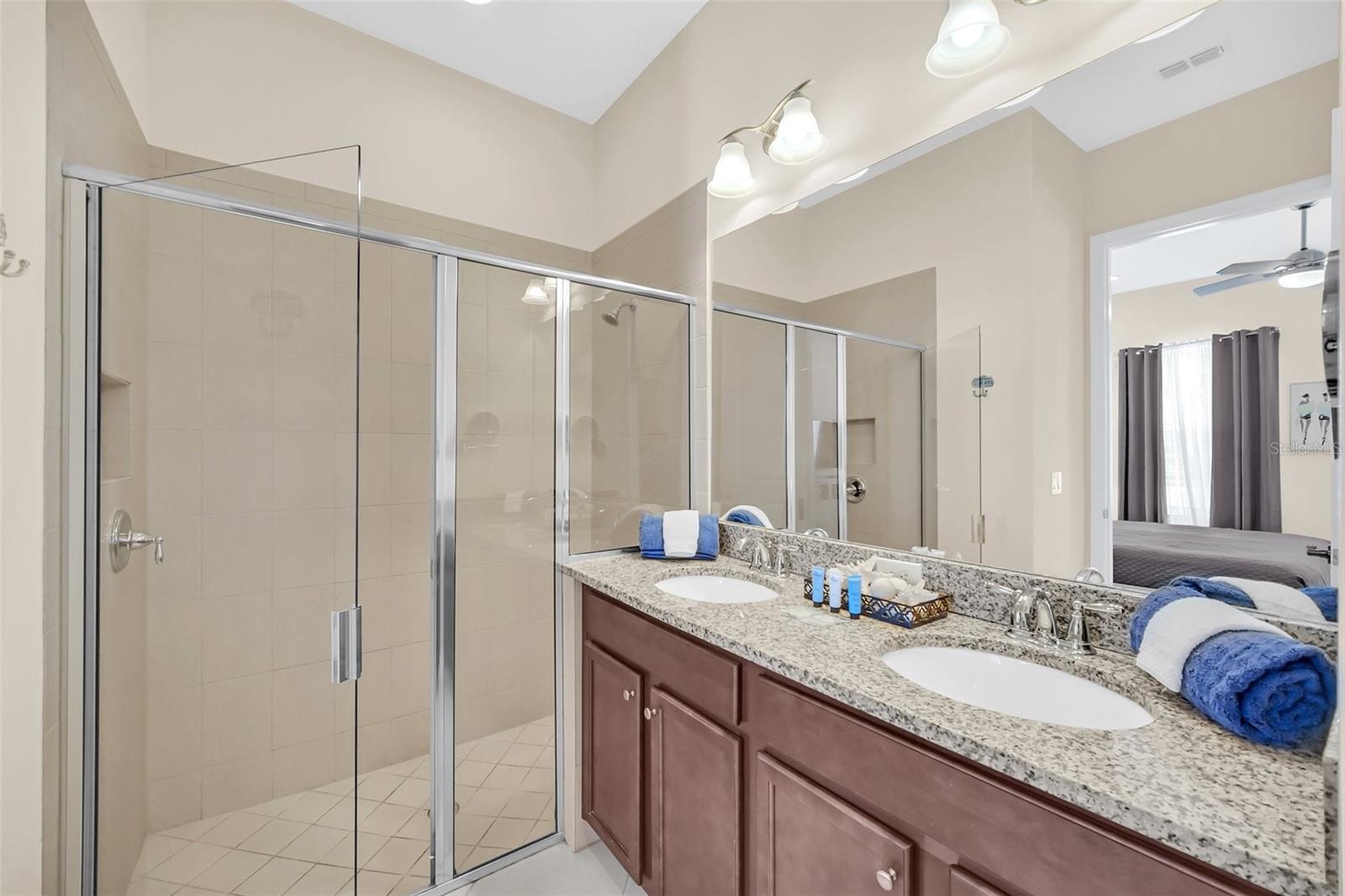 FESTIVAL PH 1 - Residential