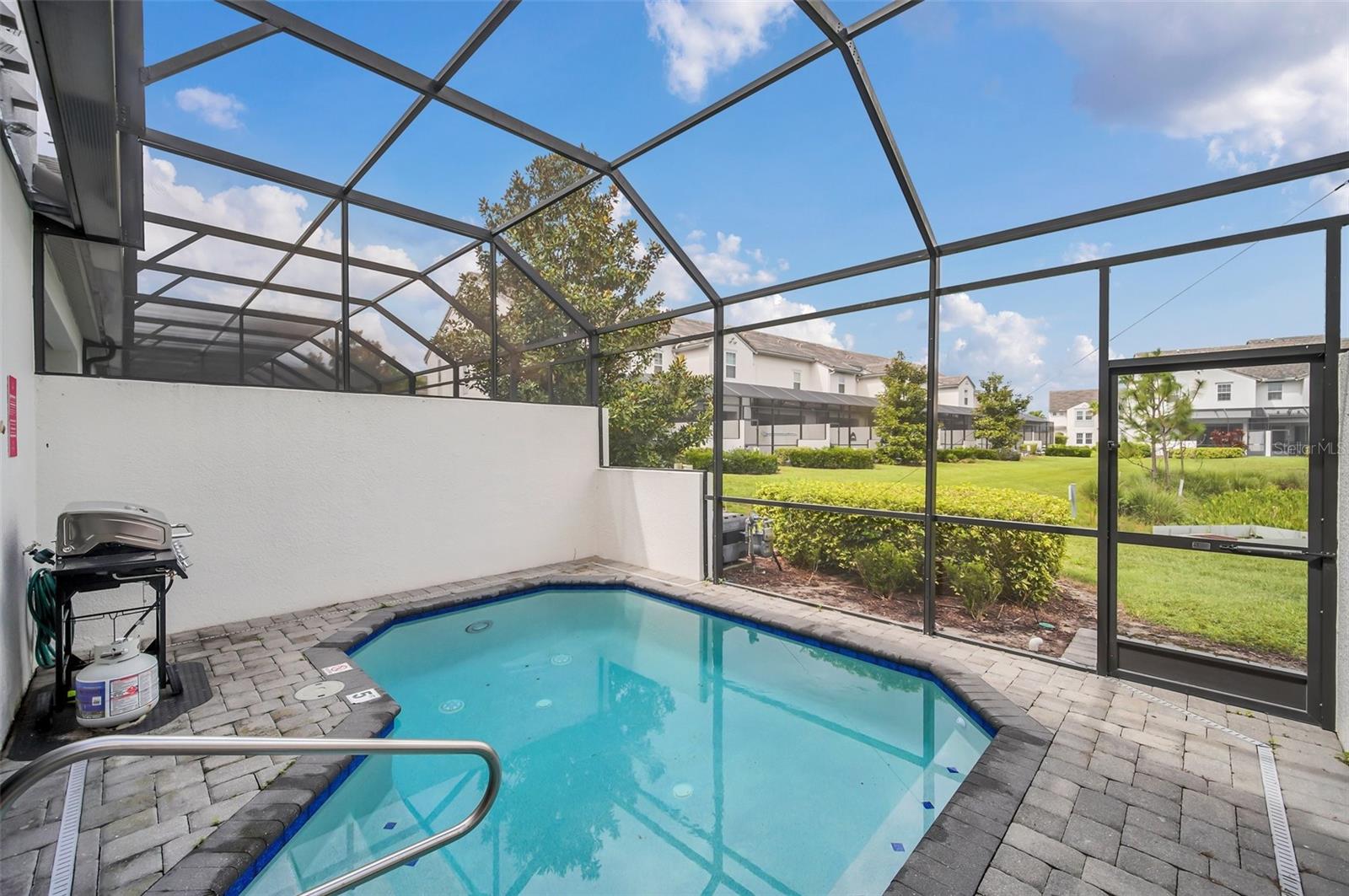 FESTIVAL PH 1 - Residential