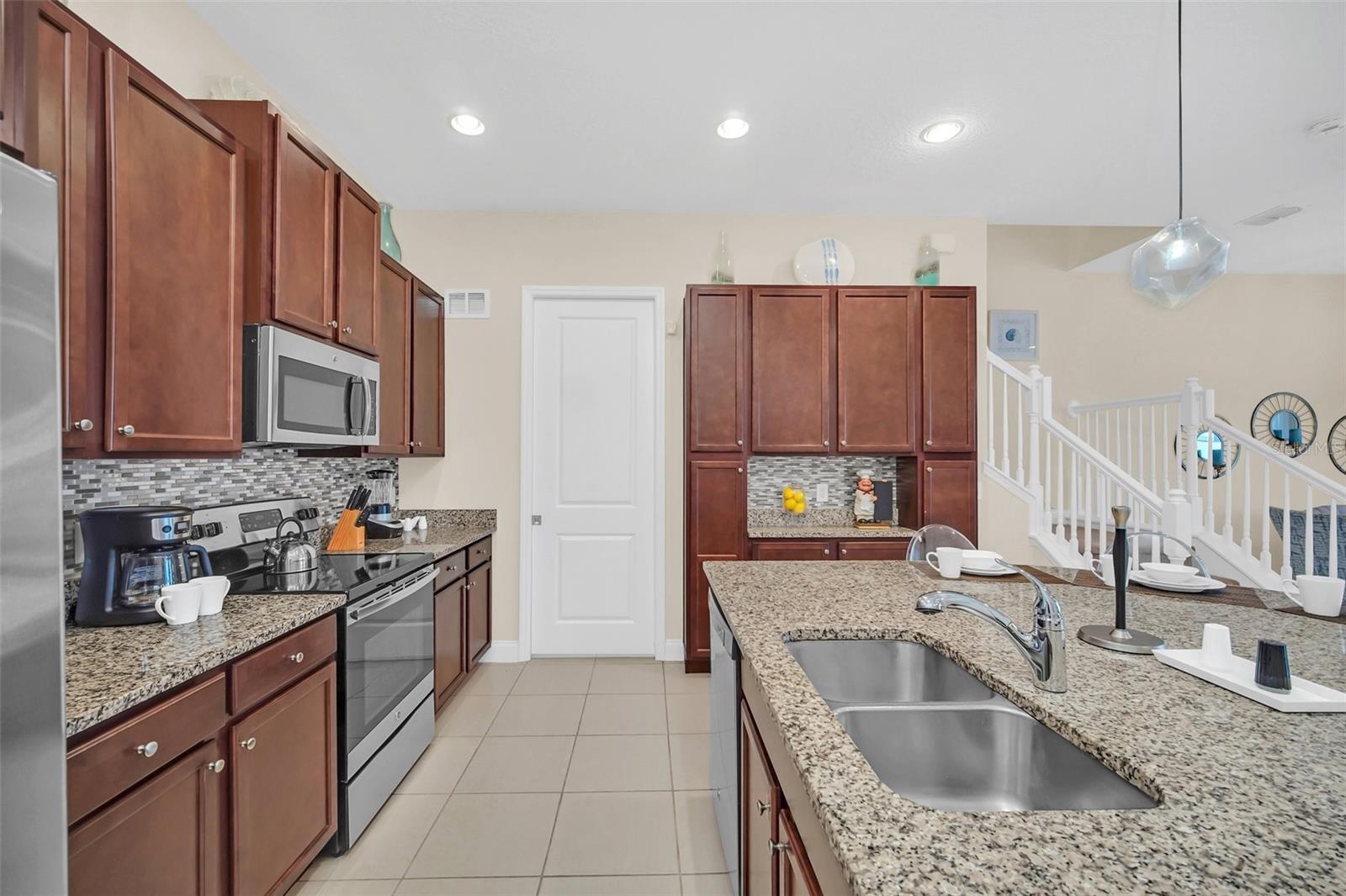 FESTIVAL PH 1 - Residential