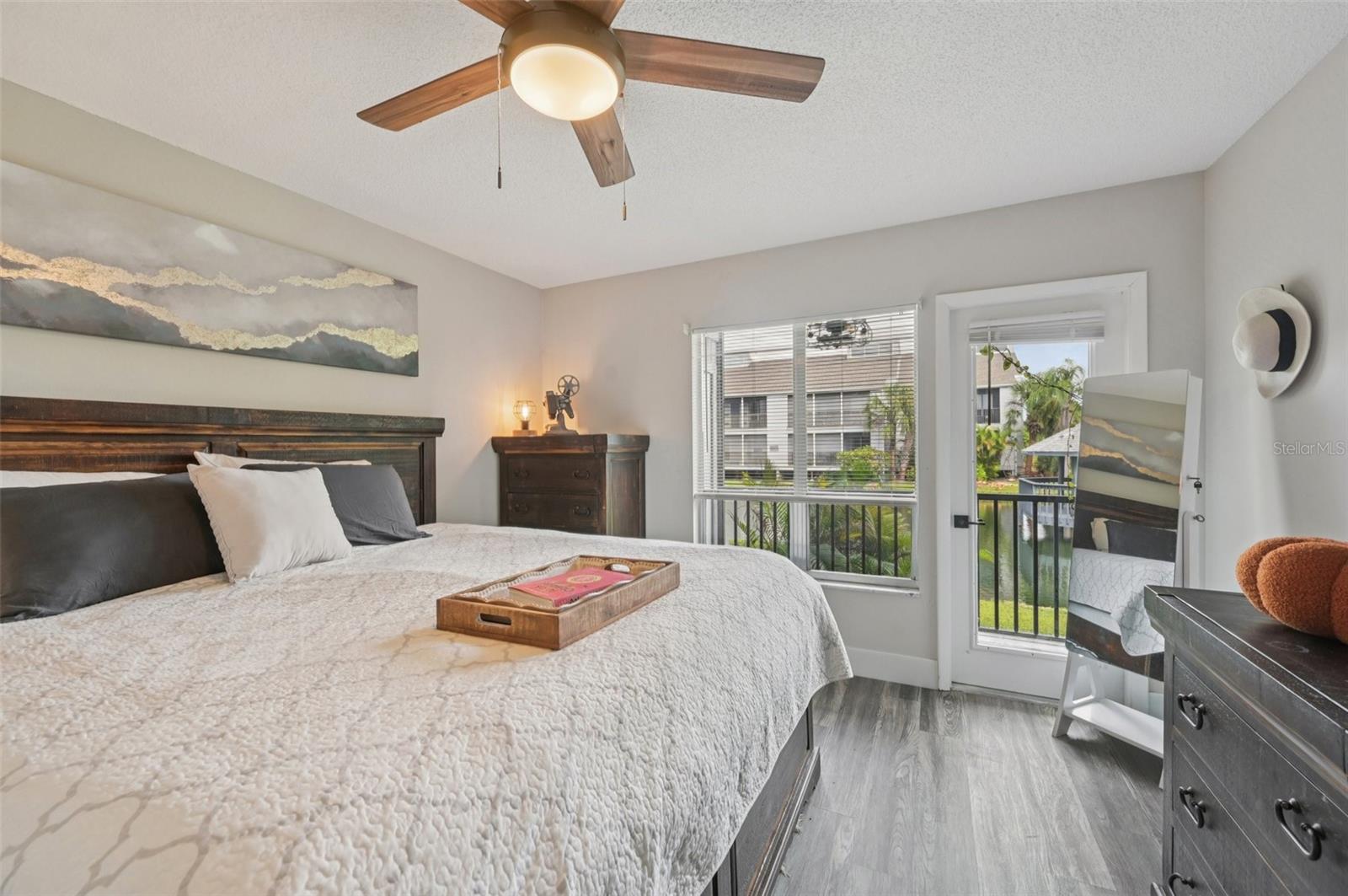 SAYBROOK MANOR - Residential