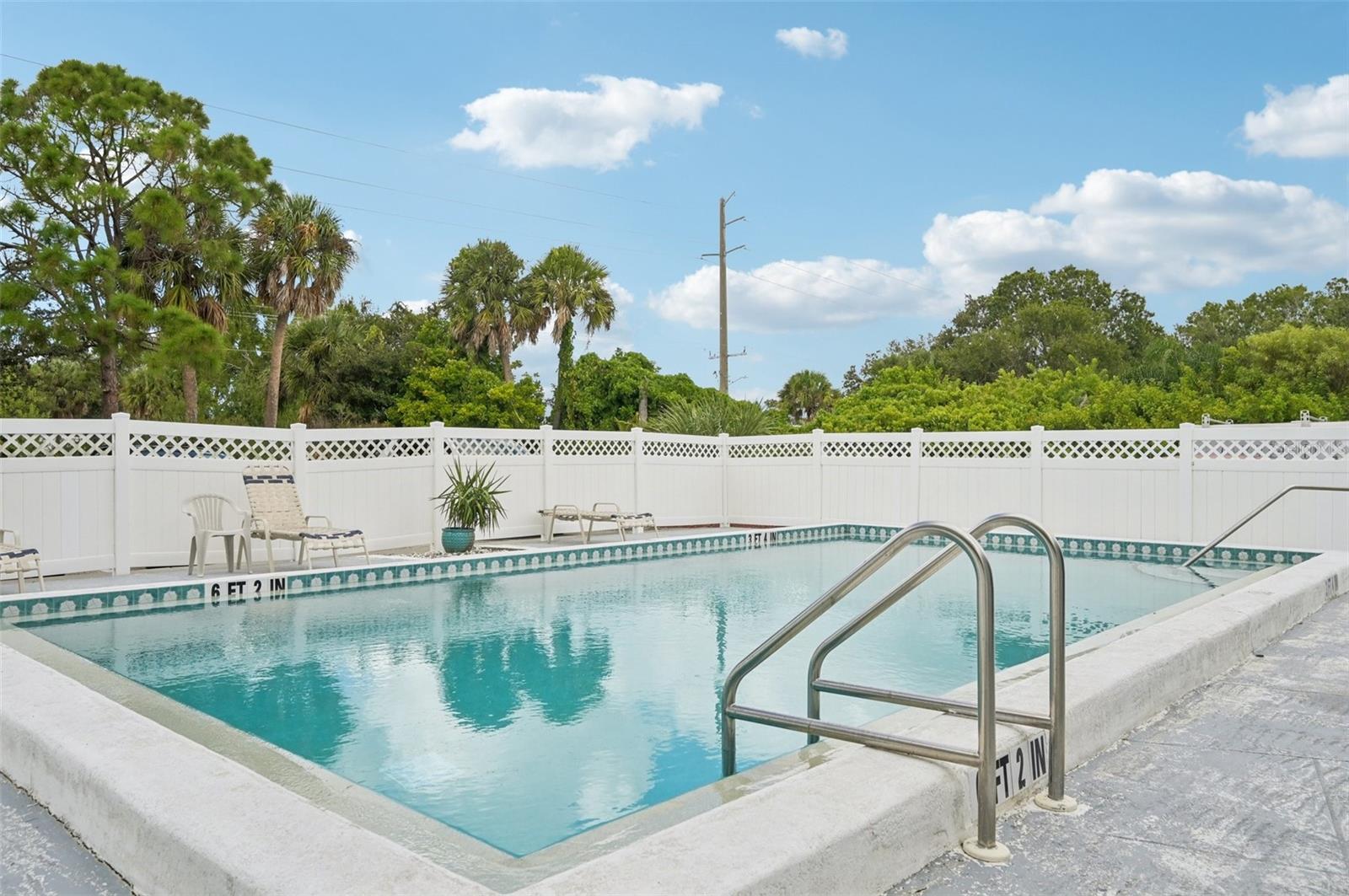 SAYBROOK MANOR - Residential