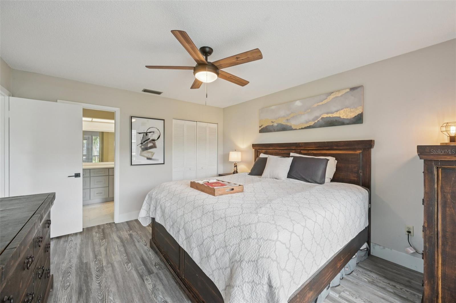 SAYBROOK MANOR - Residential