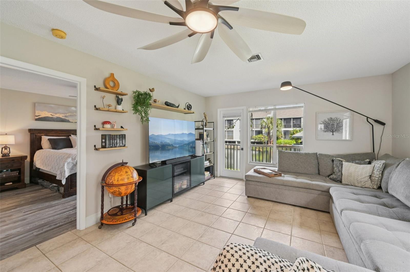 SAYBROOK MANOR - Residential