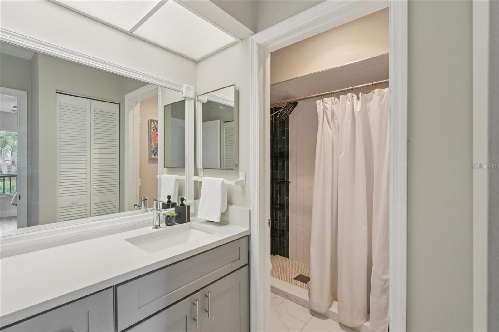 SAYBROOK MANOR - Residential