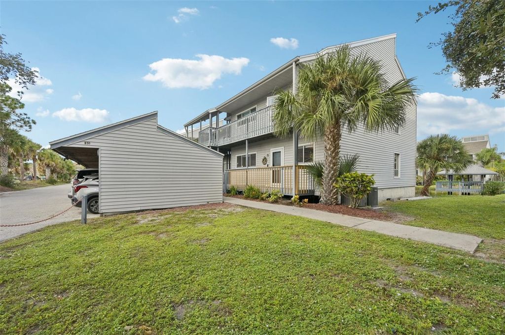 Photo of 251 Fenwick Drive #1, Venice, FL 34285 (MLS # A4667269)