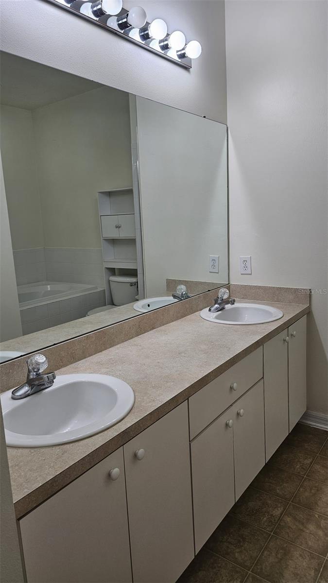 OAK GROVE PH 4B & 5B - Residential Lease