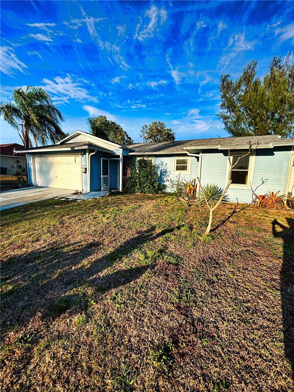 Photo of 2923 SW 11th Court, Cape Coral, FL 33914 (MLS # O6408517)