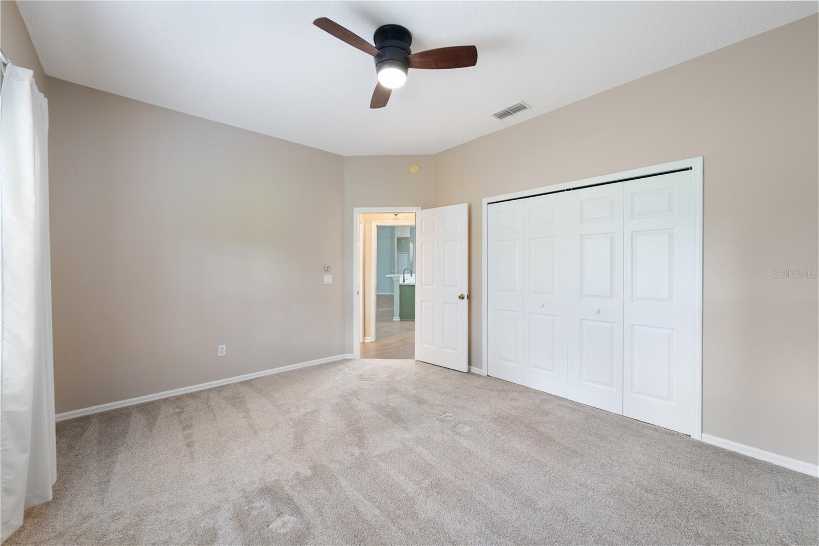 LAKES LADY LAKE - Residential