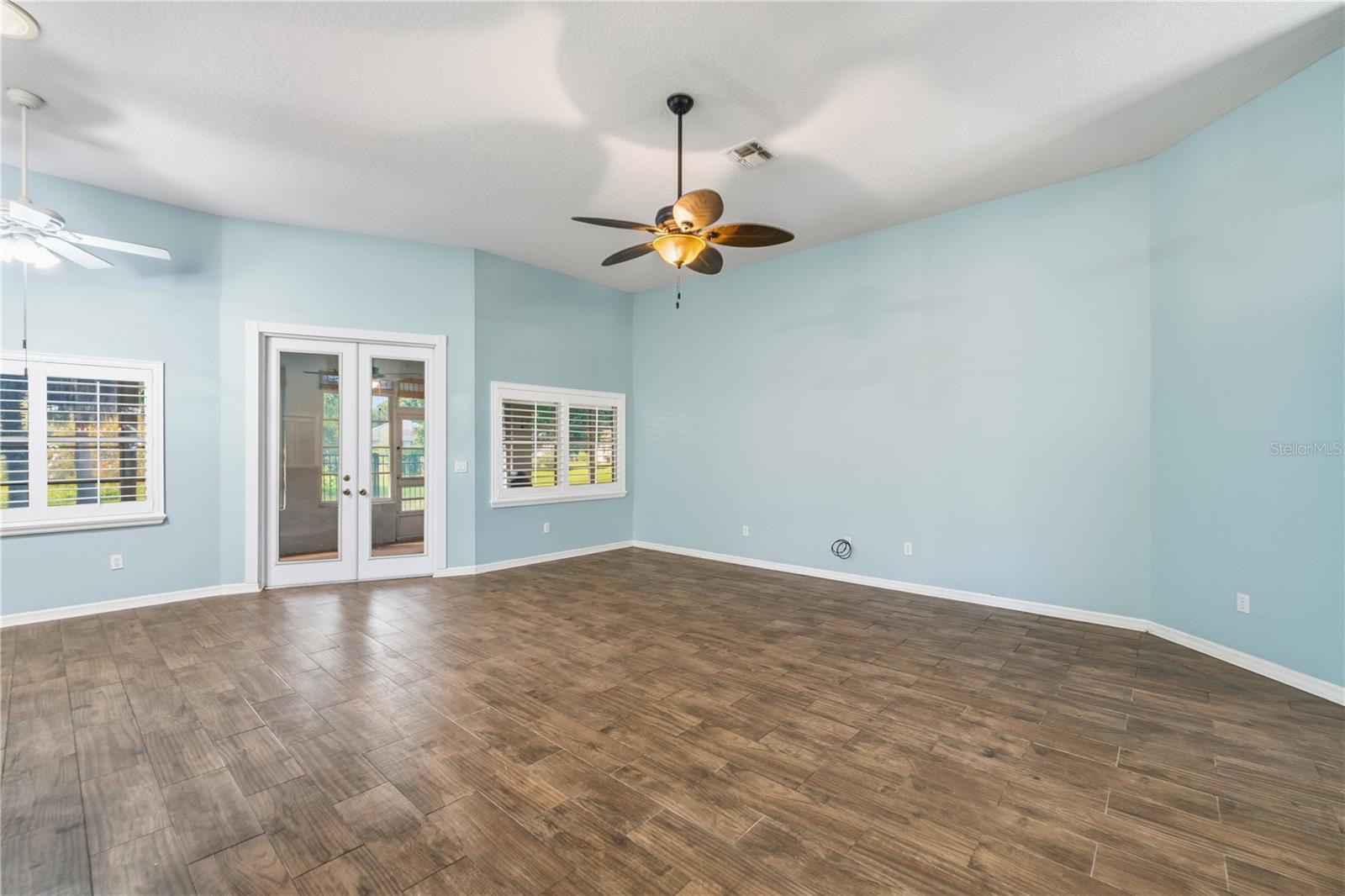 LAKES LADY LAKE - Residential