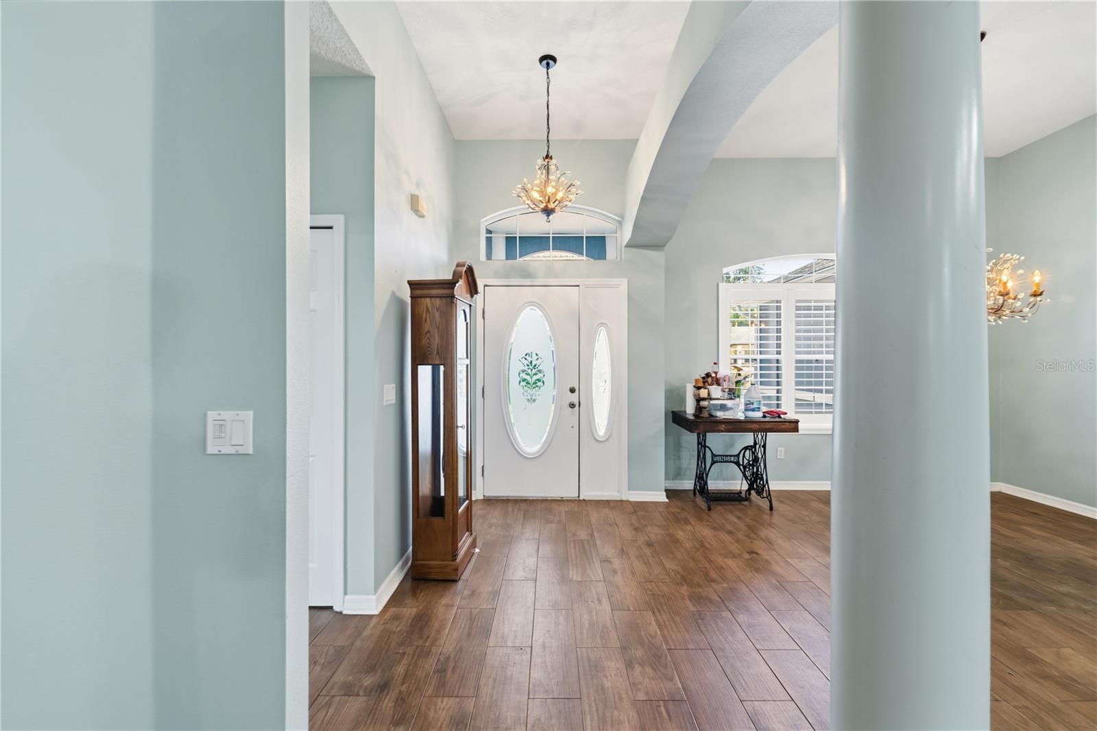 LAKES LADY LAKE - Residential