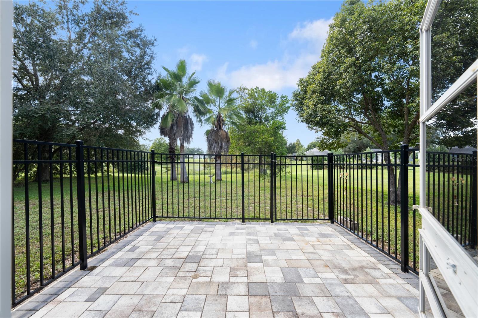 LAKES LADY LAKE - Residential