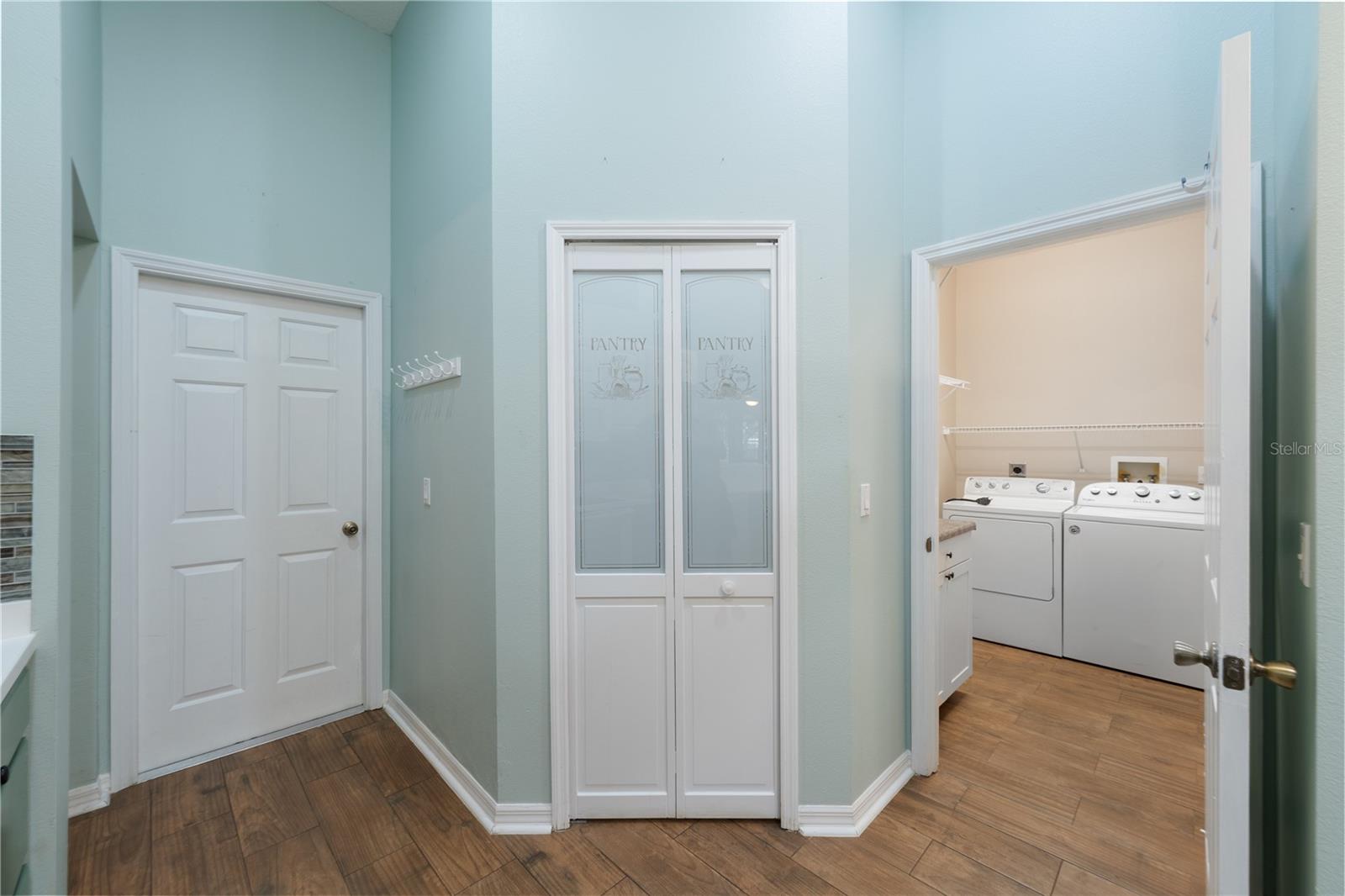 LAKES LADY LAKE - Residential