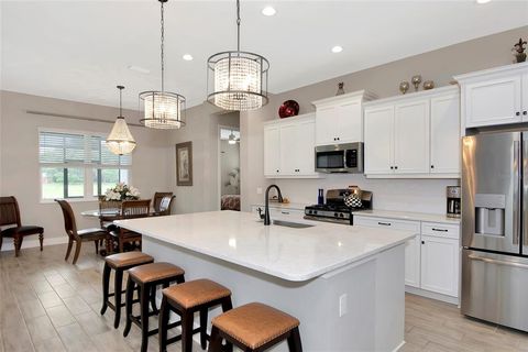 A home in PARRISH