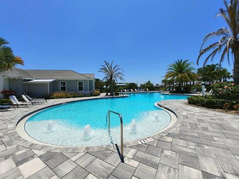 A home in PARRISH