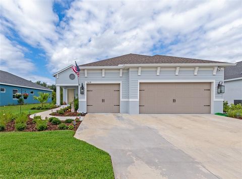 A home in PARRISH