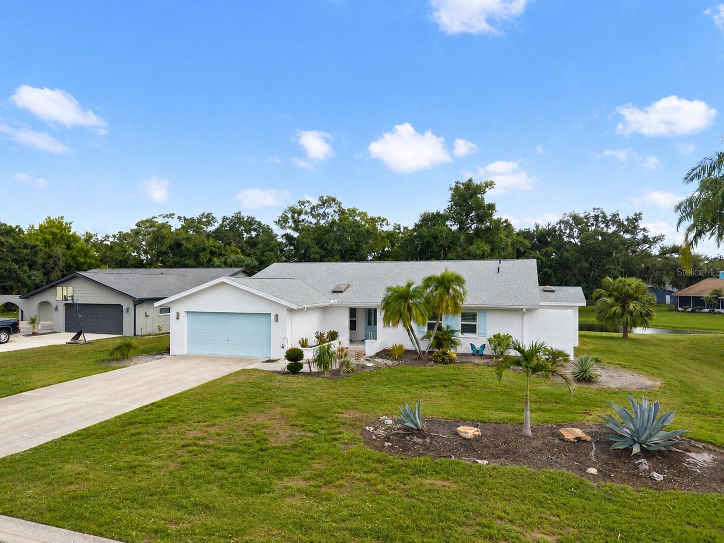 5438 DOMINICA CIRCLE