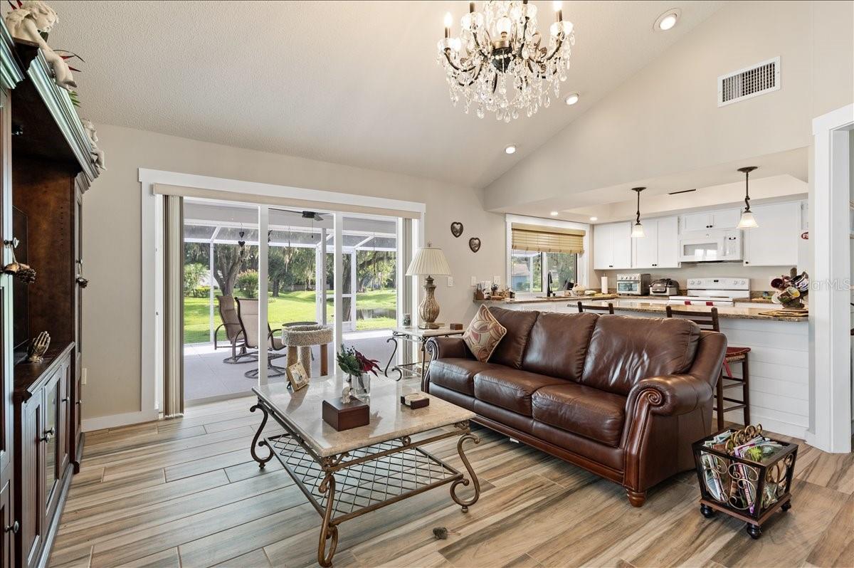 5438 DOMINICA CIRCLE