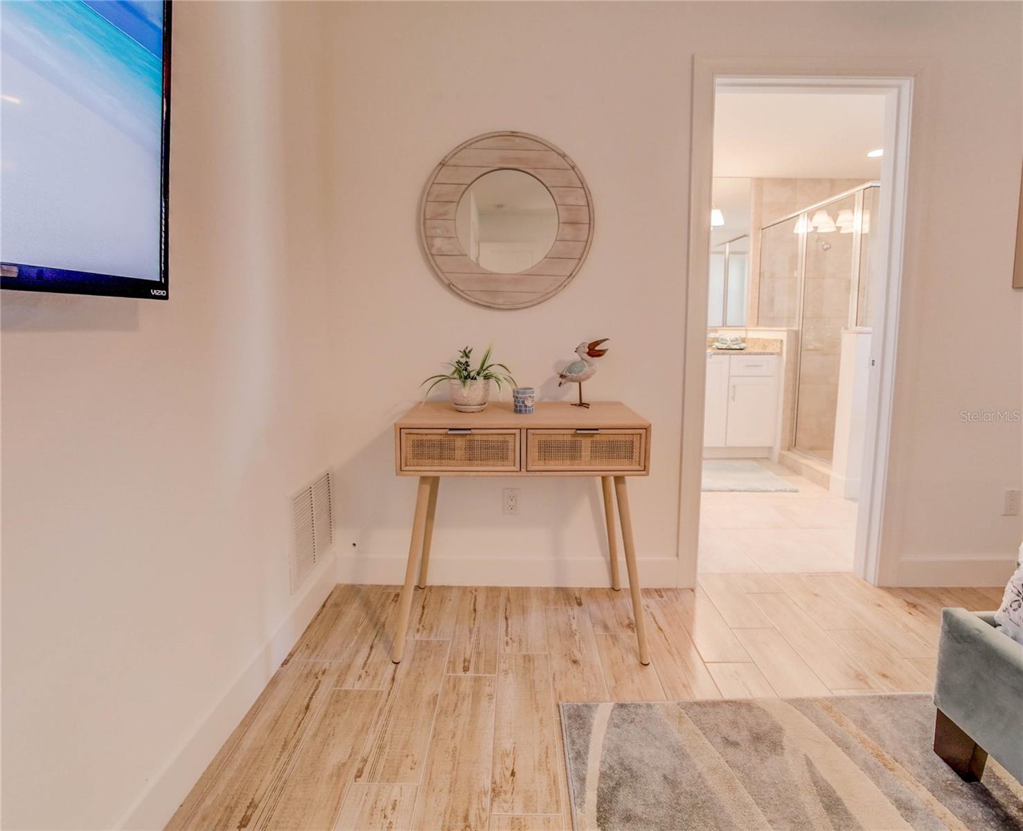 JOHNSON BEACH - Residential Lease