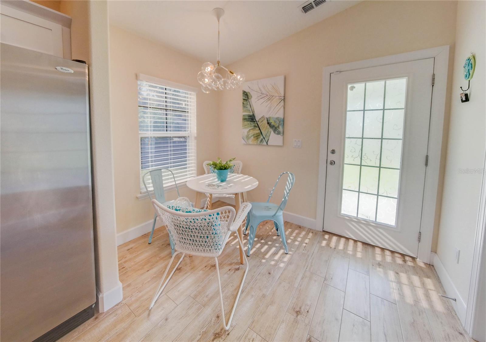 JOHNSON BEACH - Residential Lease
