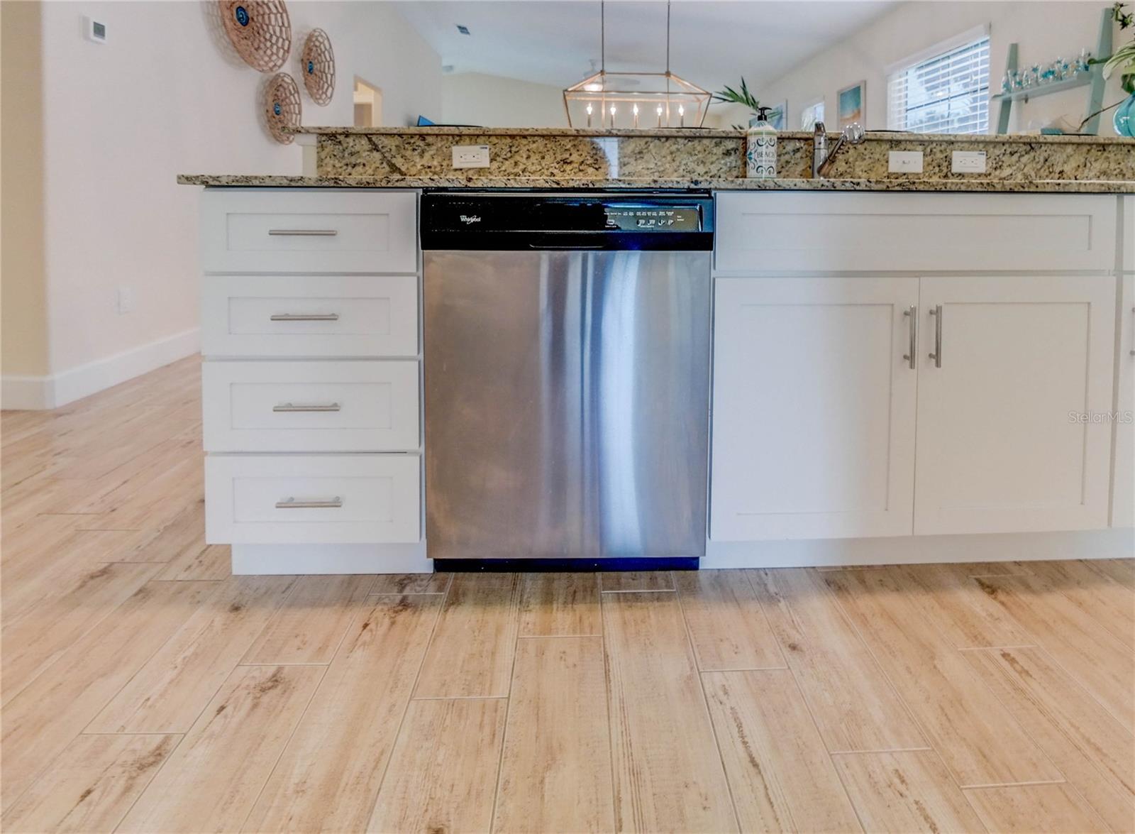 JOHNSON BEACH - Residential Lease