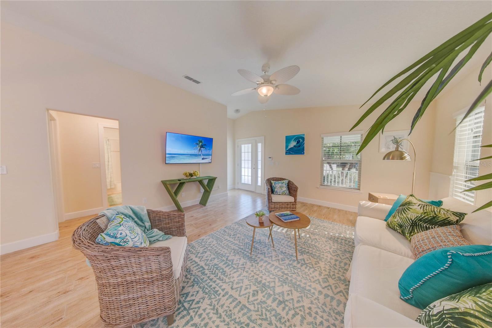 JOHNSON BEACH - Residential Lease