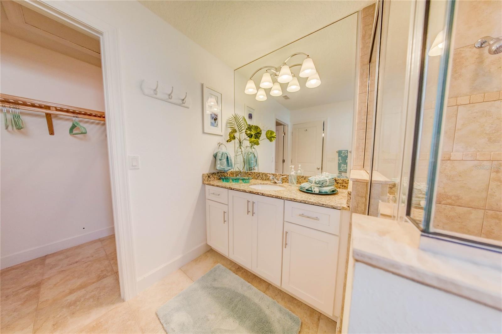JOHNSON BEACH - Residential Lease