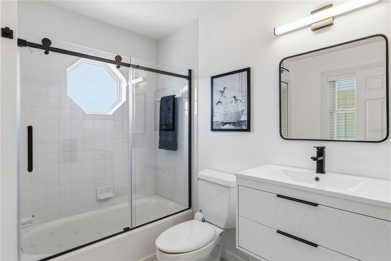 GALLEONS REACH - Residential