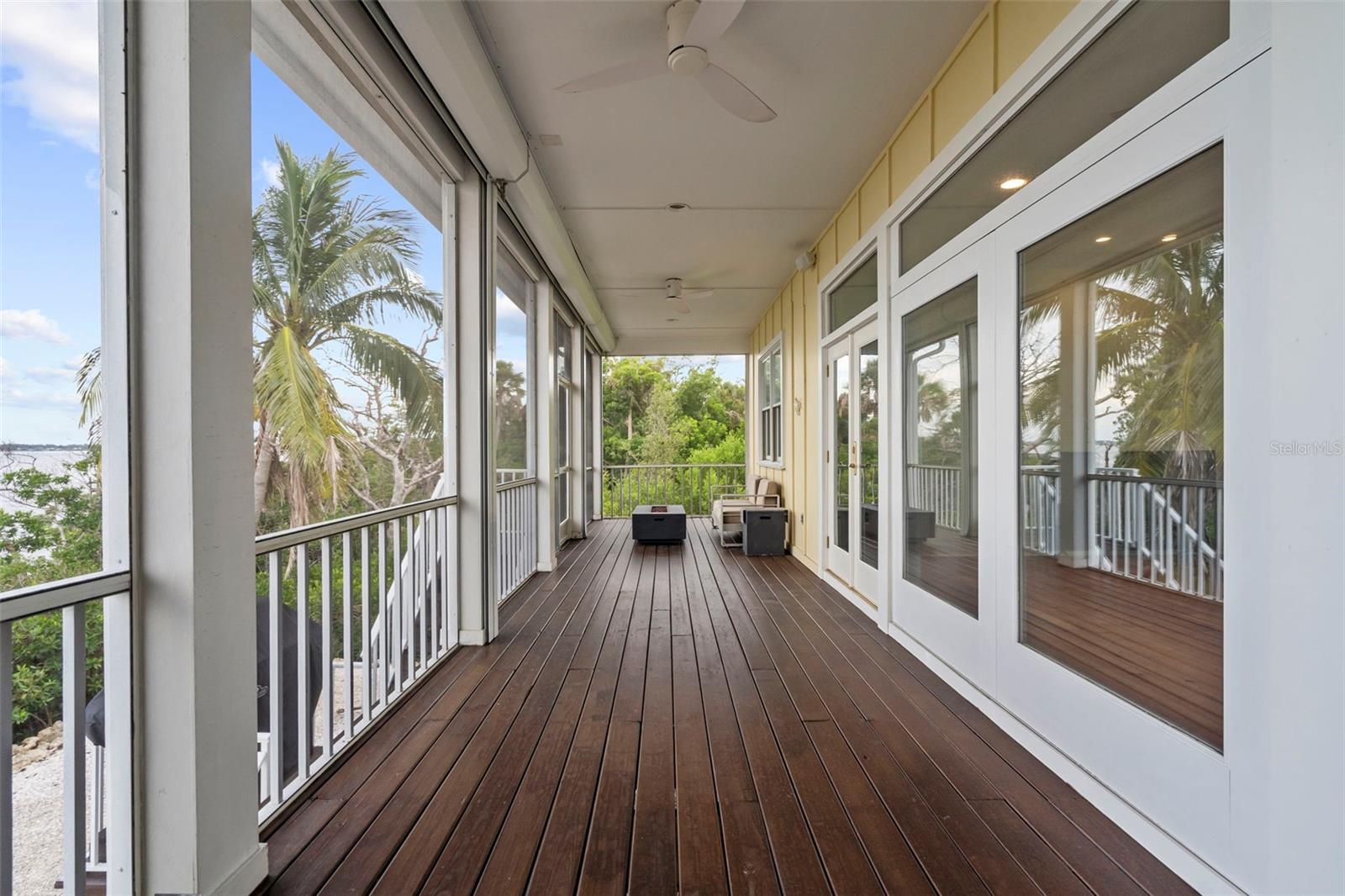 GALLEONS REACH - Residential