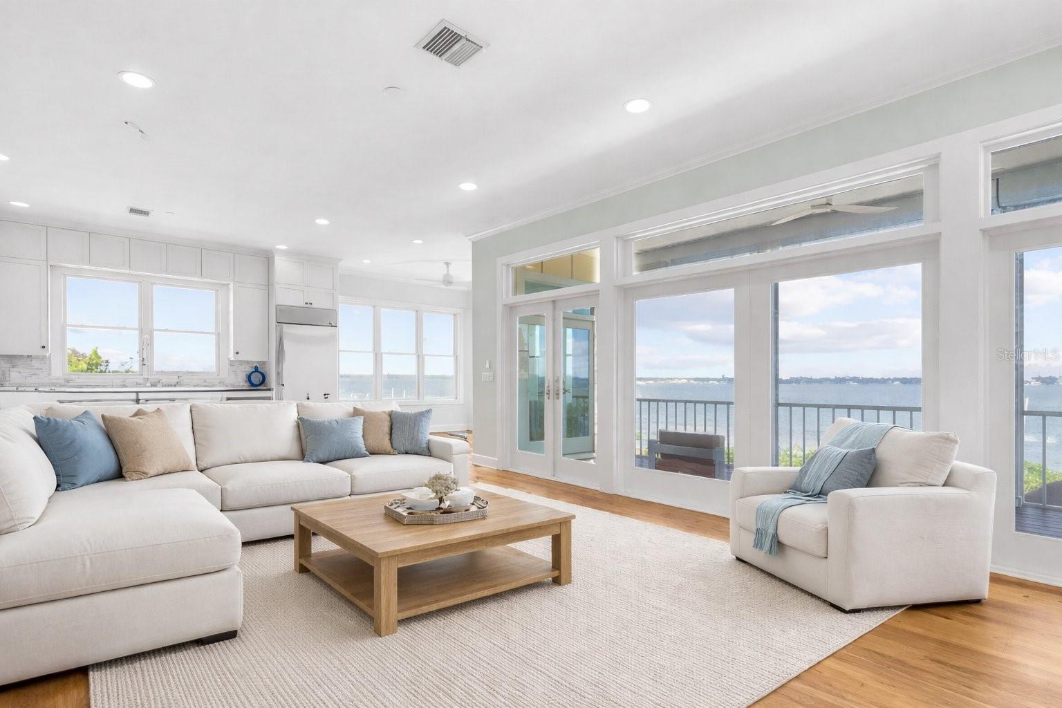 GALLEONS REACH - Residential